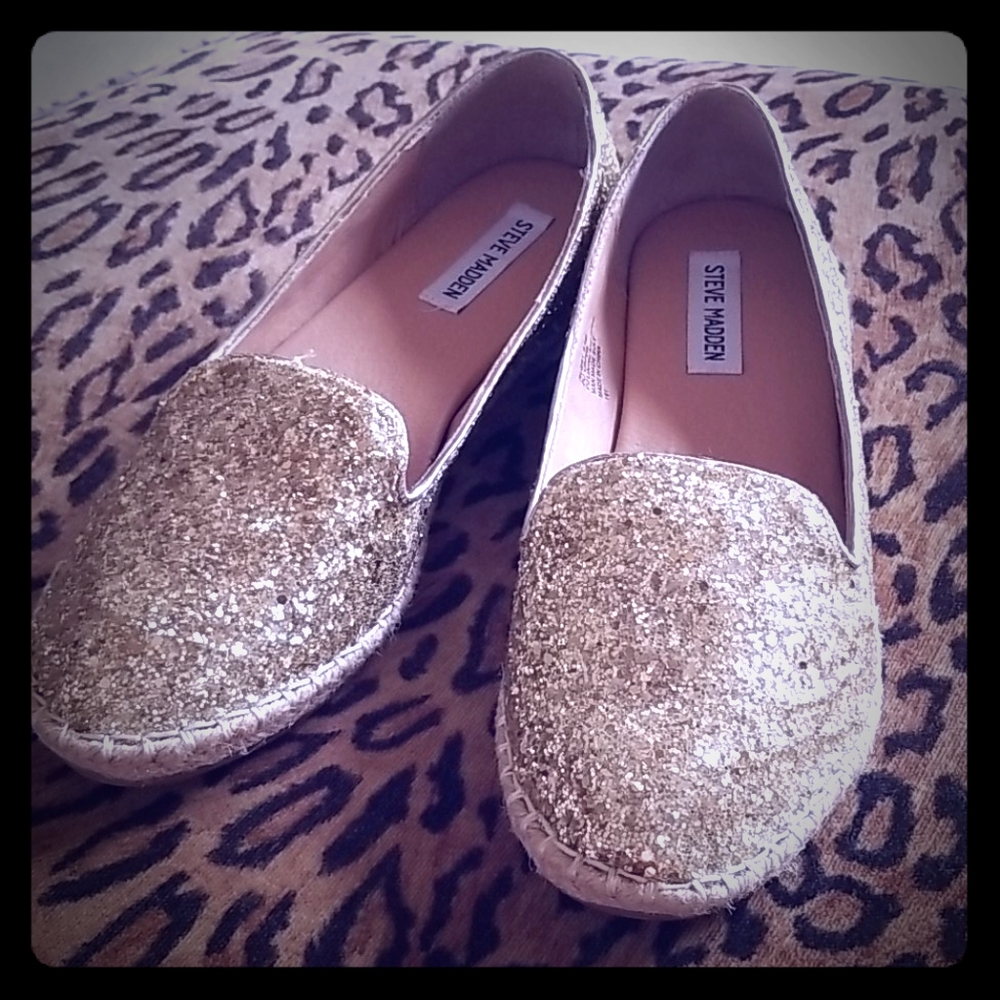 NEW STEVE MADDEN Ruby gold glitter flats 8.5- 9.5M
